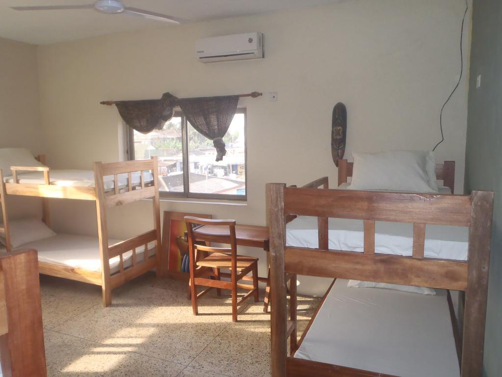 The Sleepy Hippo Hotel อักกรา ห้อง รูปภาพ